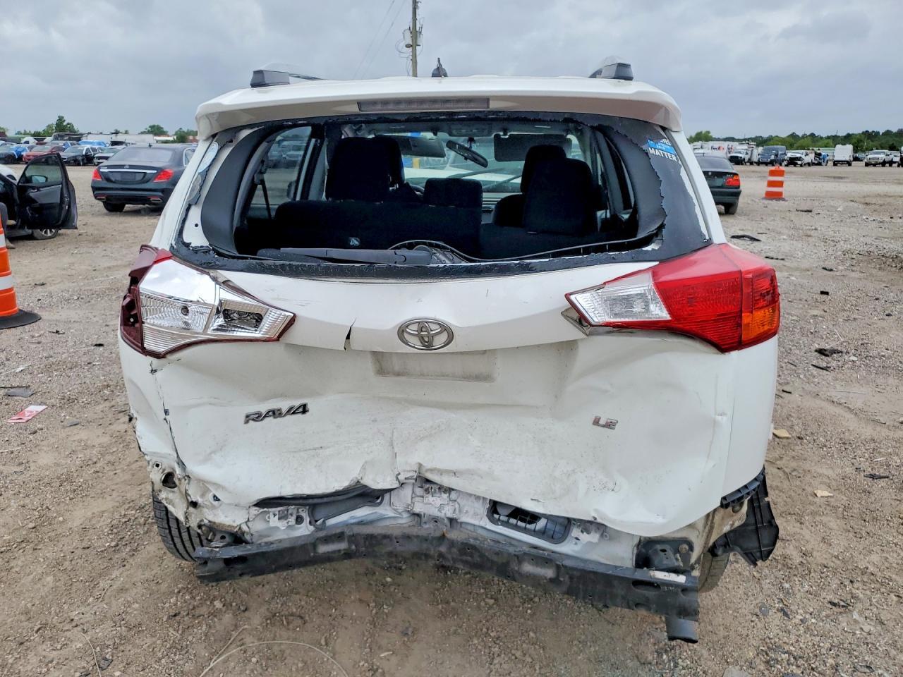 2015 Toyota Rav4 Le - Фото 6