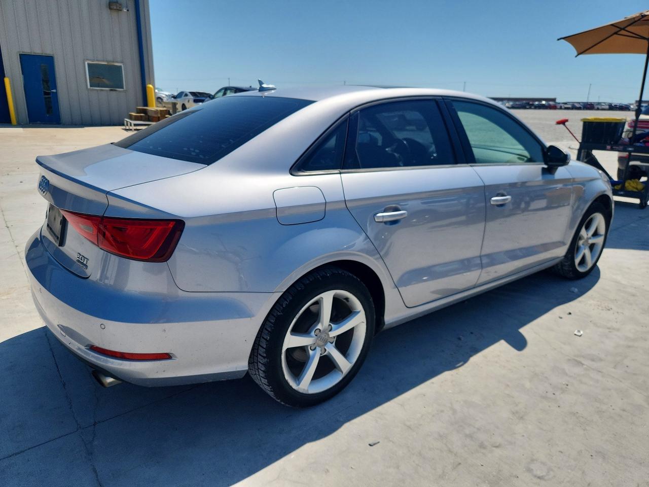 2016 Audi A3 Premium - Фото 3
