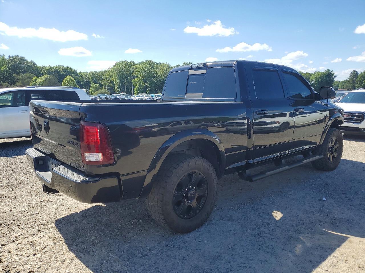 2016 Ram 2500 Laramie - Фото 3