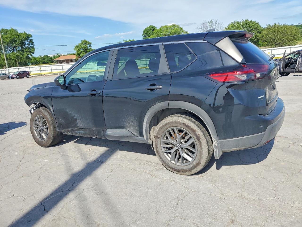 2026 Nissan Rogue S - Image 2