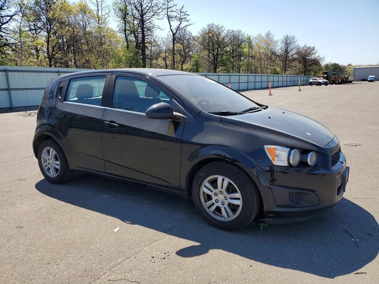 2012 Chevrolet Sonic Lt - Фото 4