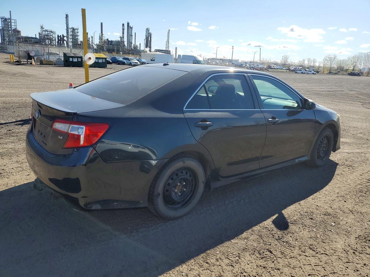 2012 Toyota Camry L - Фото 3