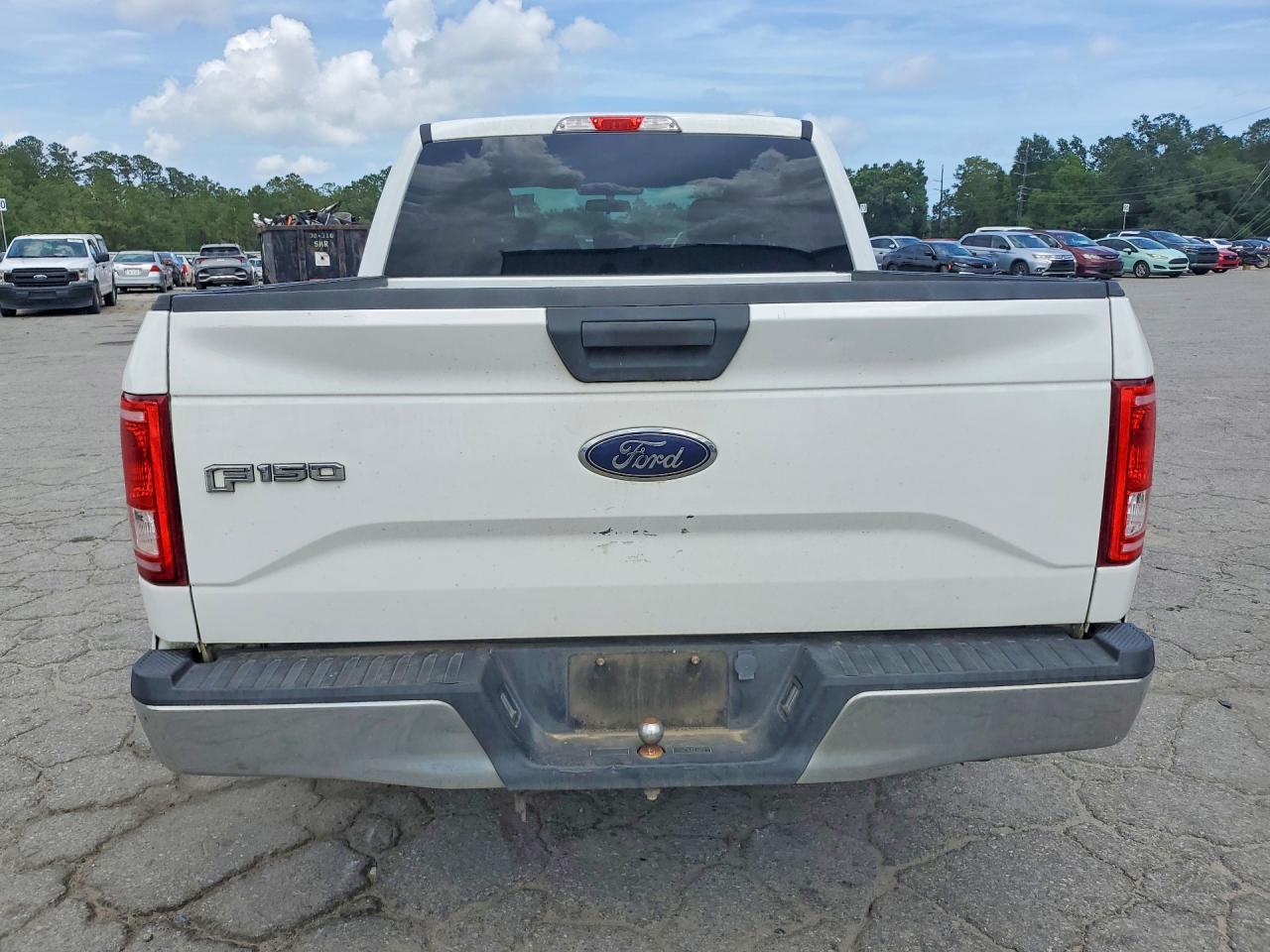 2015 Ford F150 Supercrew - Фото 6