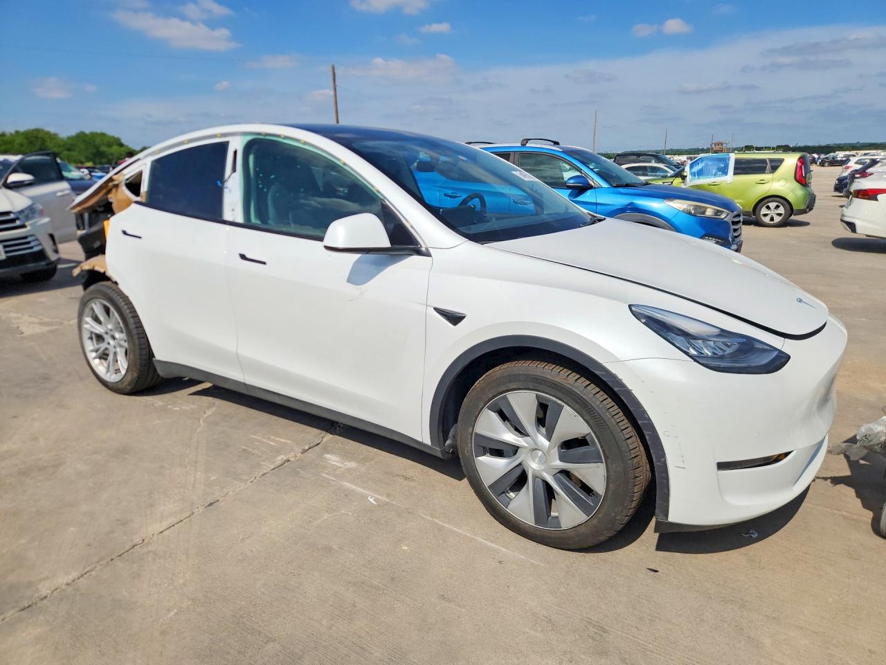 2022 Tesla Model Y - Фото 4