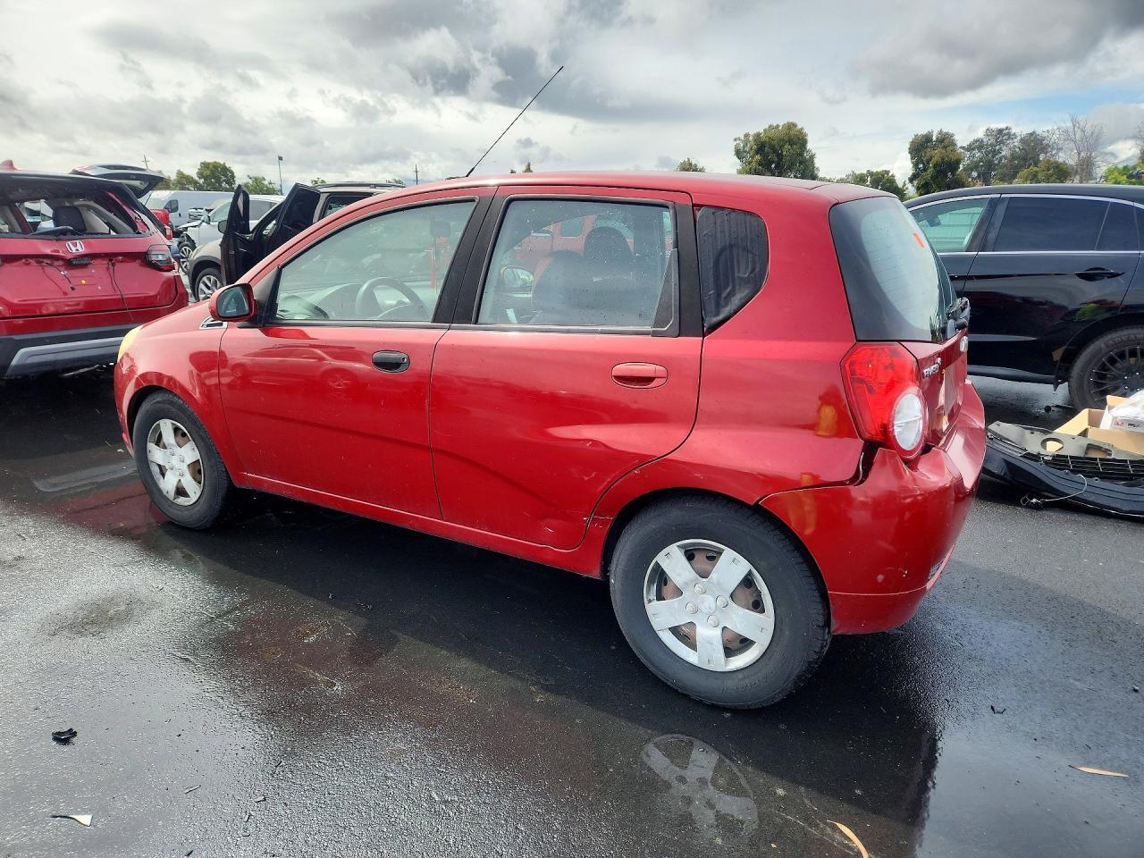 2011 Chevrolet Aveo Ls - Фото 2