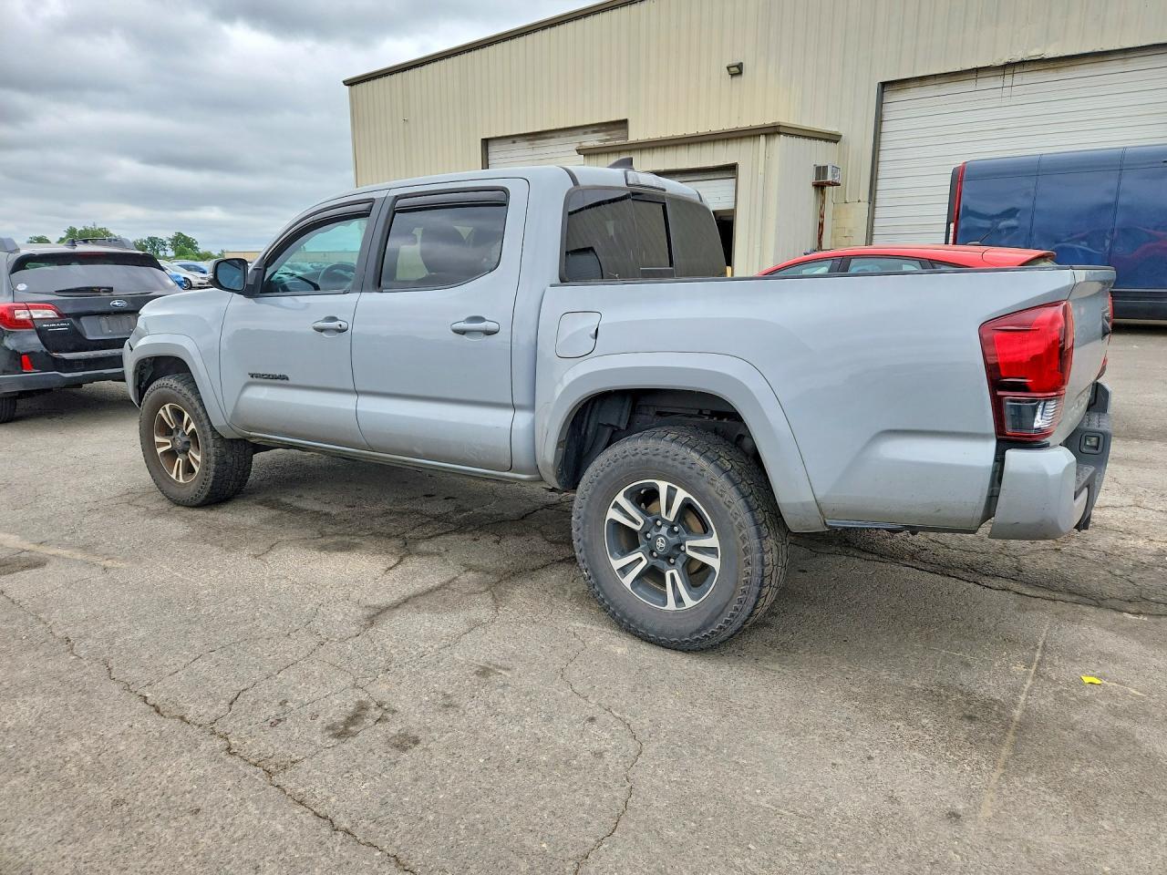 2018 Toyota Tacoma Trd Sport - Фото 2