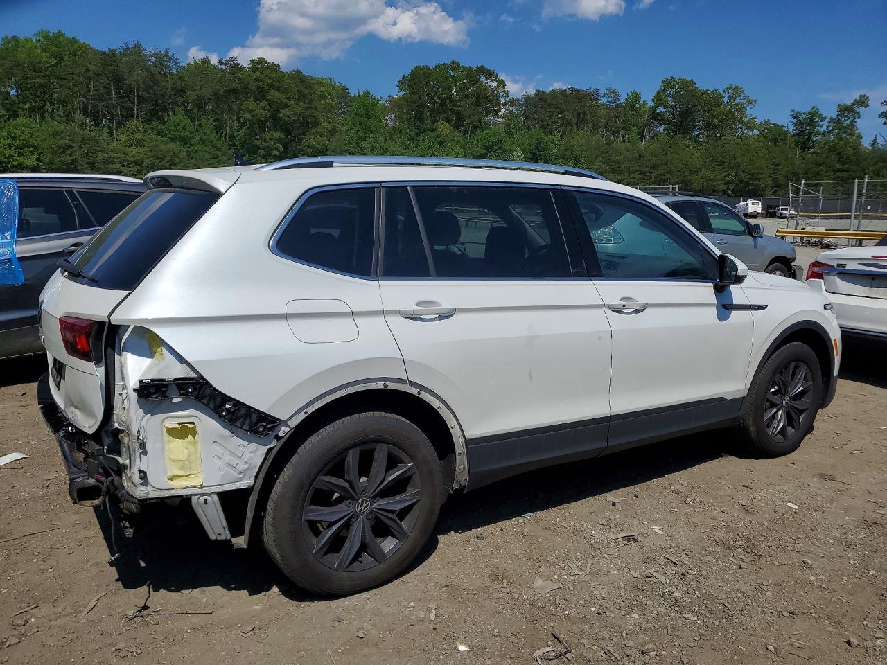 2023 Volkswagen Tiguan Se - Фото 3