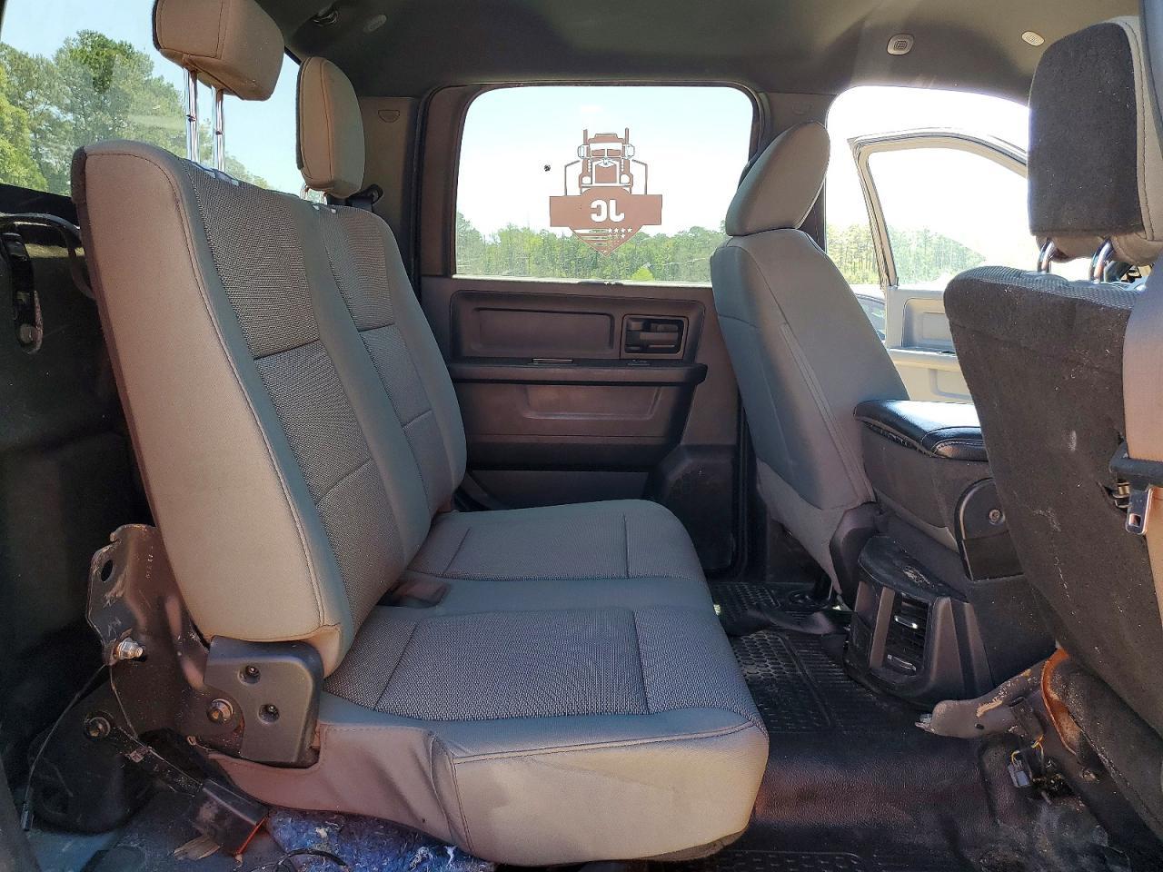 2021 Ram 3500 Tradesman 4X4 8' Box - Фото 6
