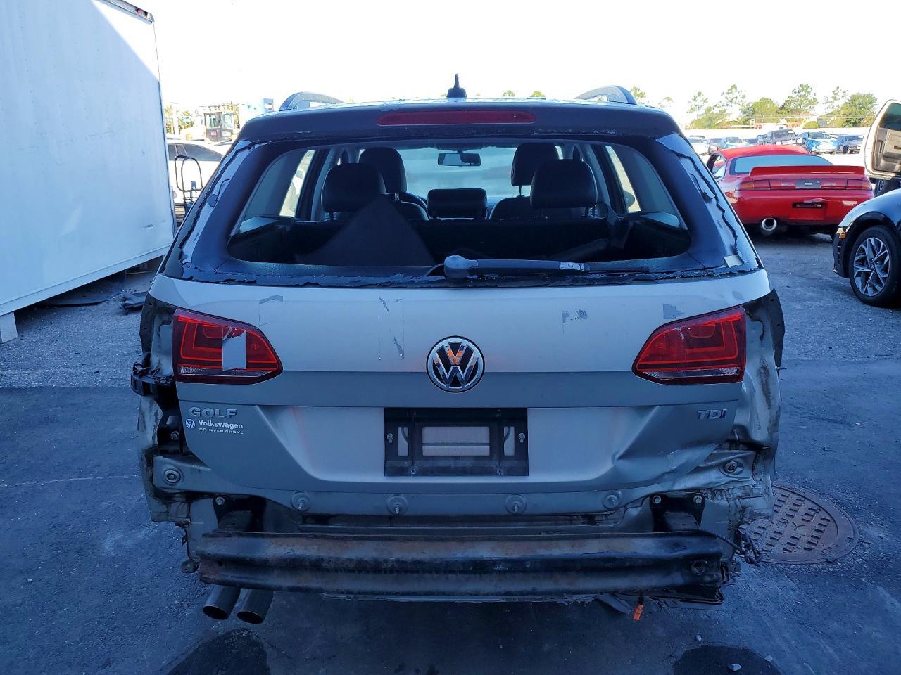 2015 Volkswagen Golf Sportwagen Tdi S - Фото 6