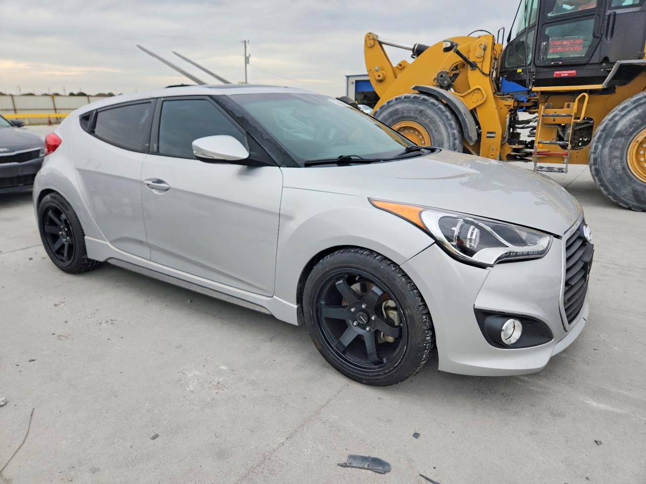 2017 Hyundai Veloster Turbo - Фото 4