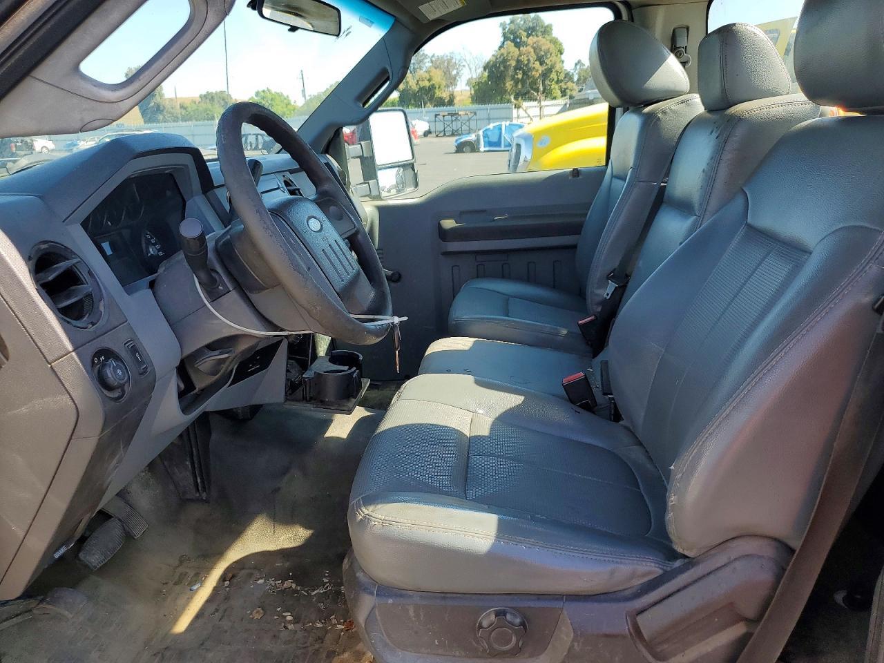 2015 Ford F350 Super Duty - Фото 7