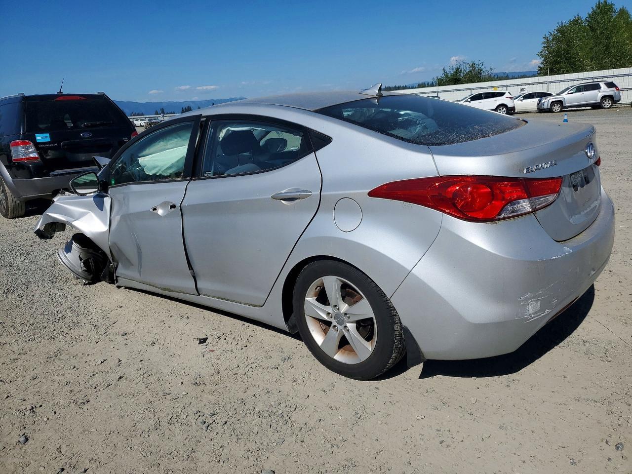 2013 Hyundai Elantra Gls - Фото 2