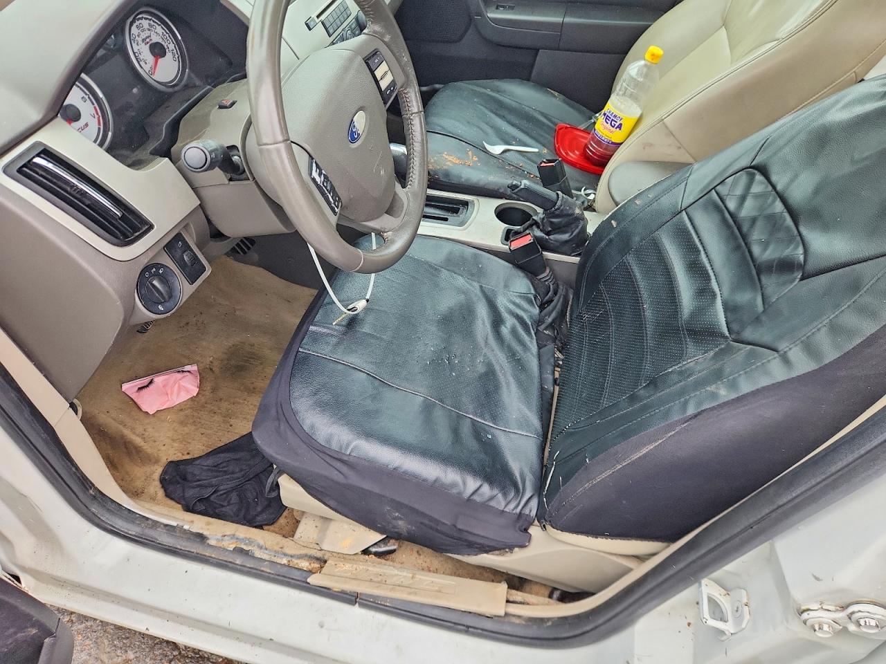 2010 Ford Focus Sel - Image 7