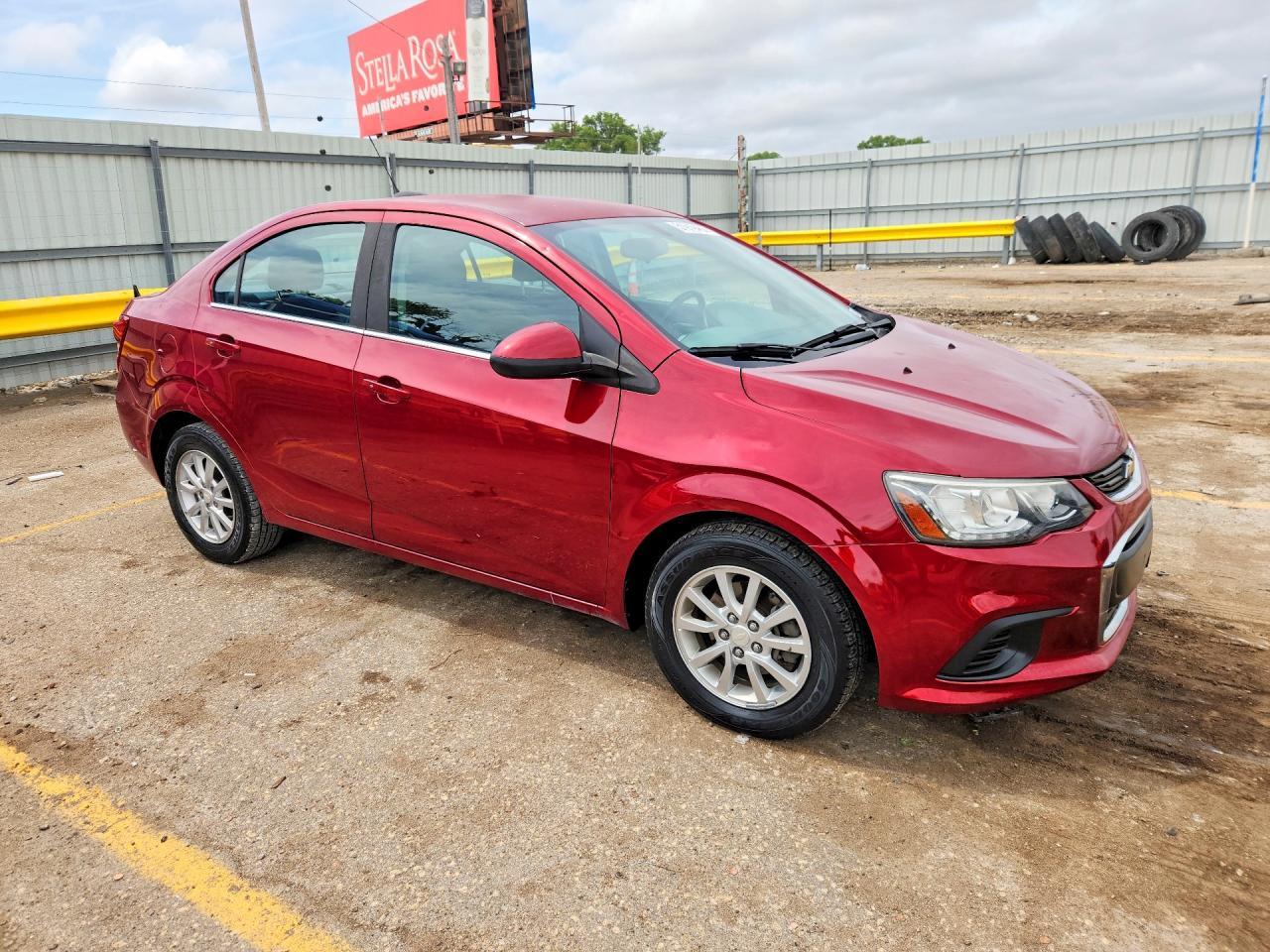 2017 Chevrolet Sonic Lt - Фото 4