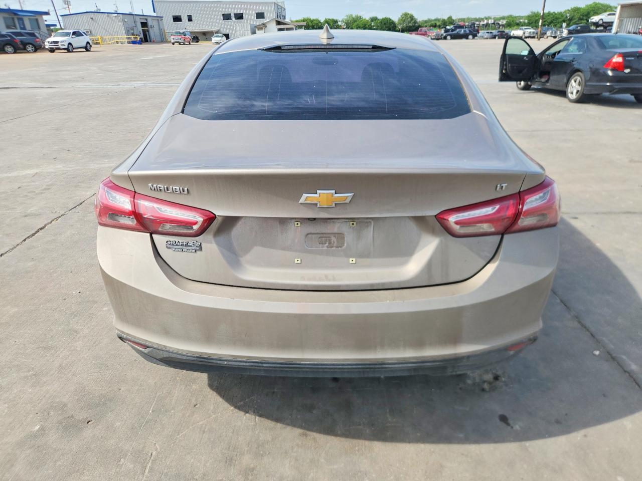 2022 Chevrolet Malibu Lt - Фото 6