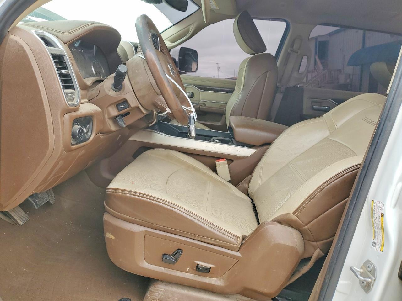 2019 Ram 3500 Laramie - Фото 7