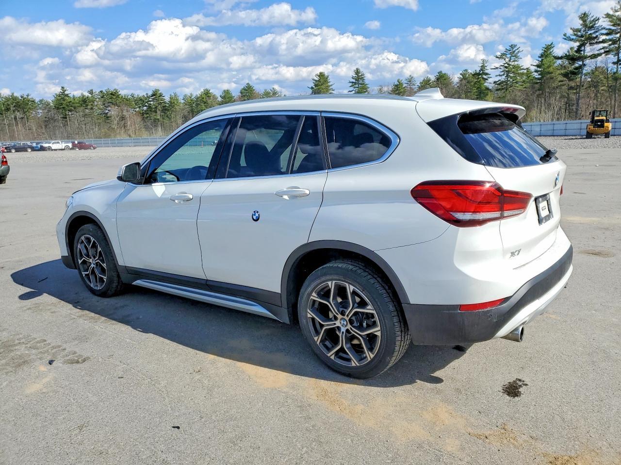 2021 BMW X1 xDrive28I - Фото 2