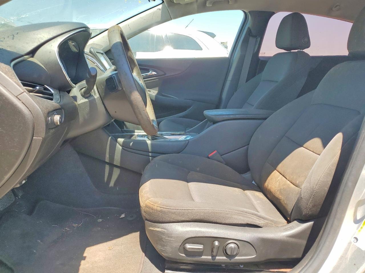 2018 Chevrolet Malibu - Image 7