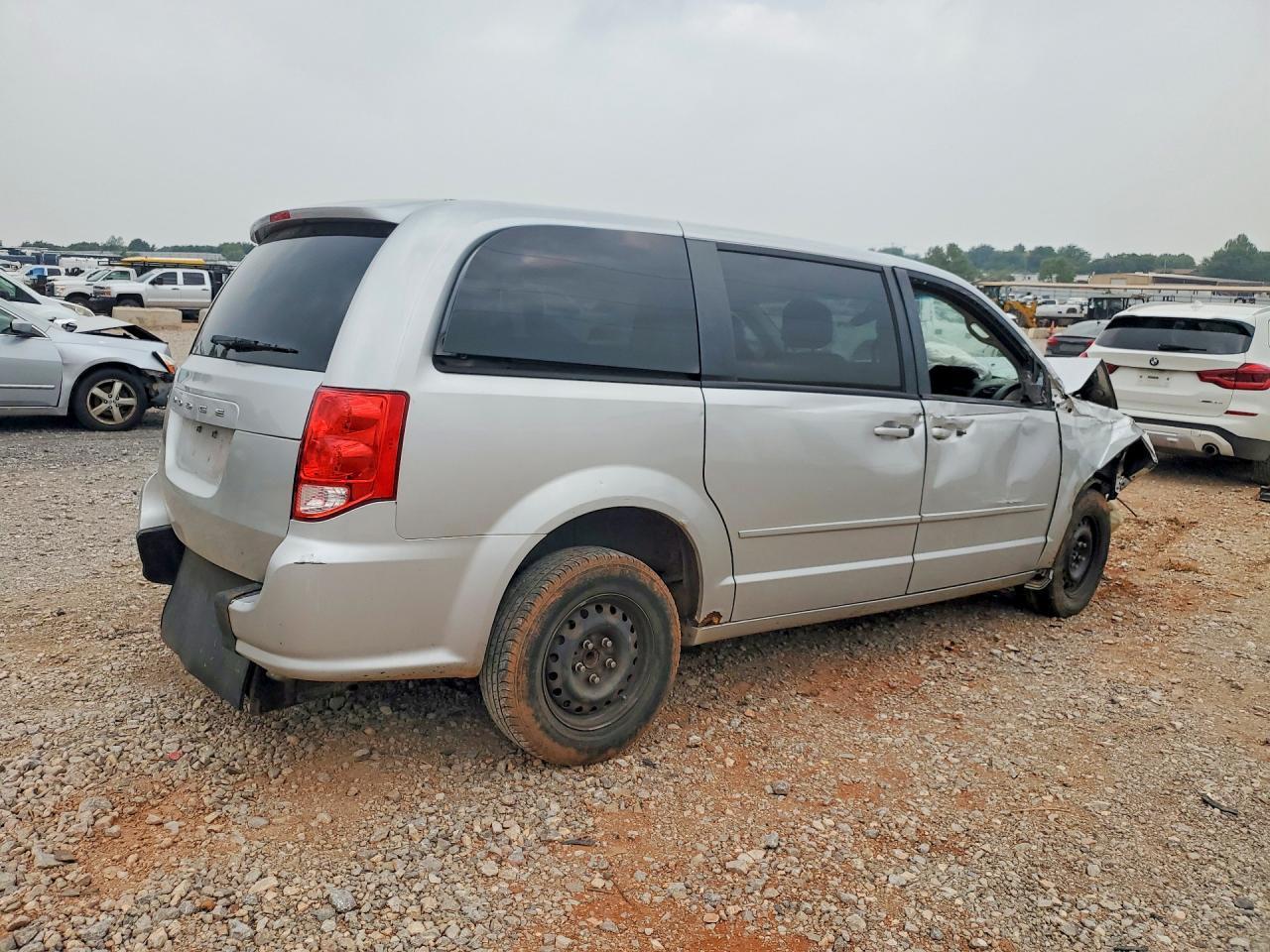2012 Dodge Grand Caravan Se - Image 3