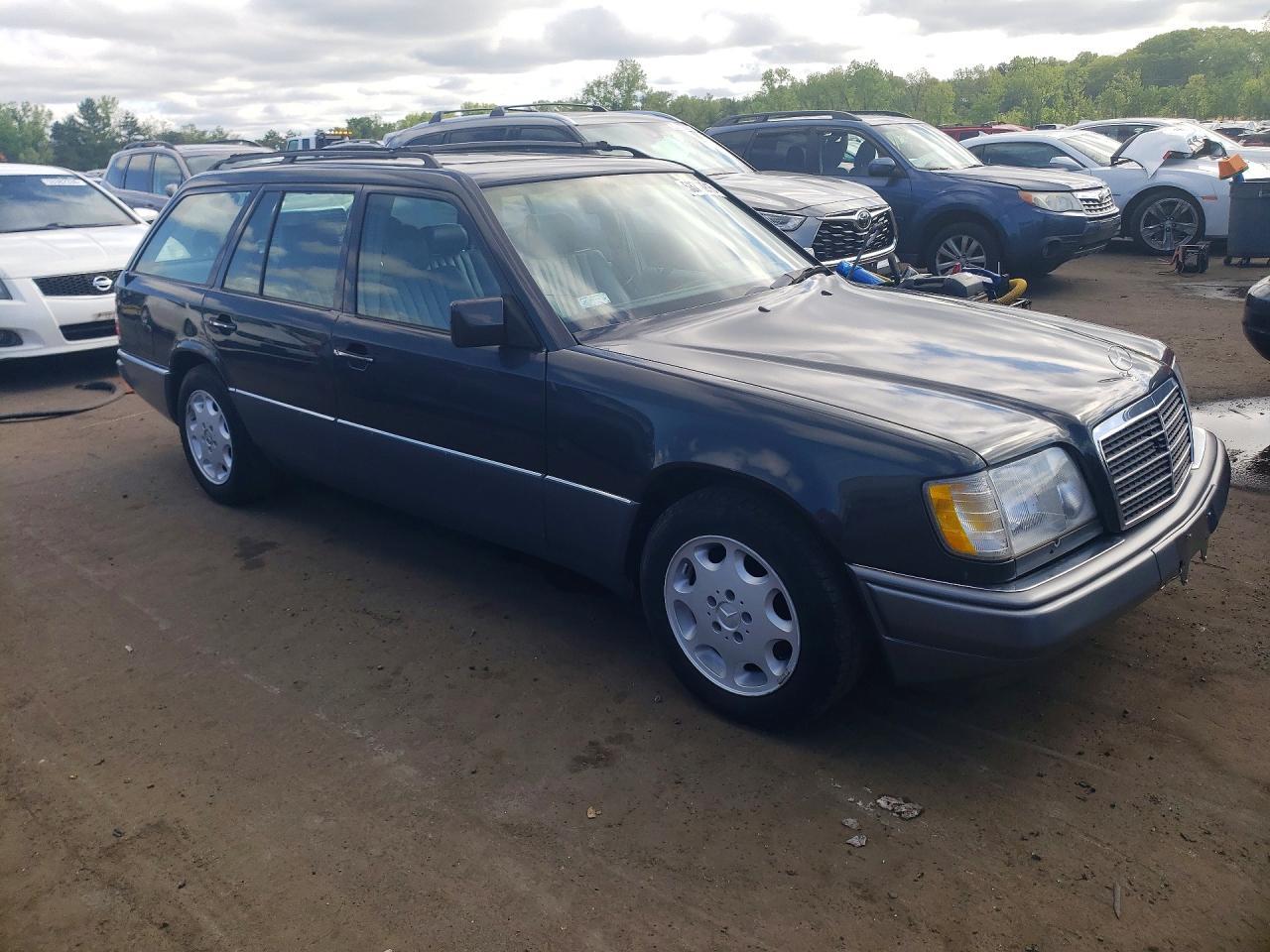 1994 Mercedes-Benz E 320 - Фото 4