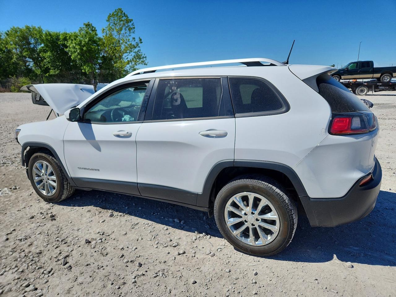 2020 Jeep Cherokee Latitude - Фото 2