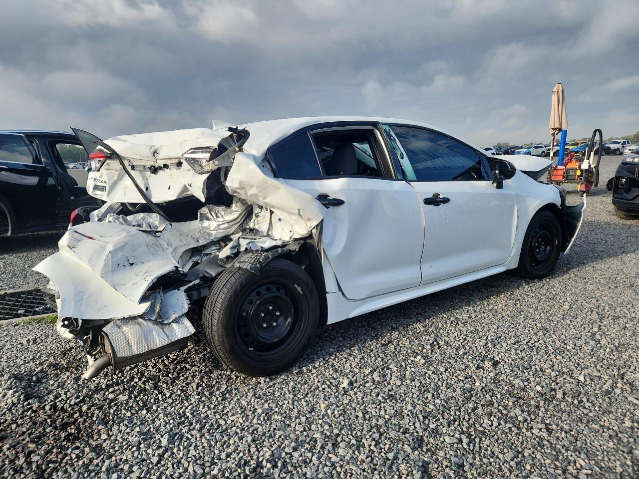 2022 Toyota Corolla Le - Фото 3