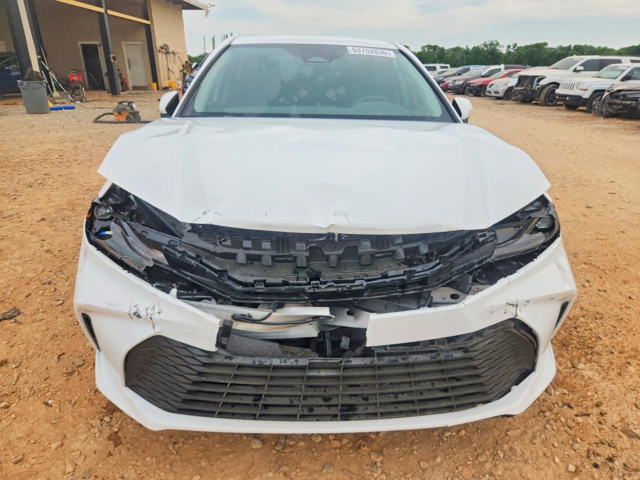 2025 Toyota Camry Le - Image 5