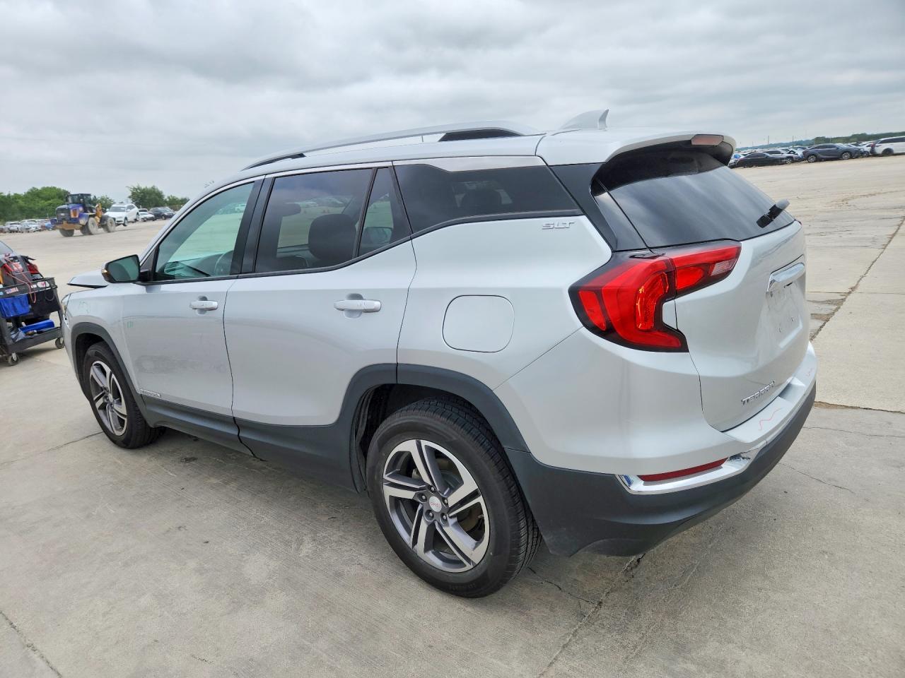 2019 GMC Terrain Slt - Фото 2
