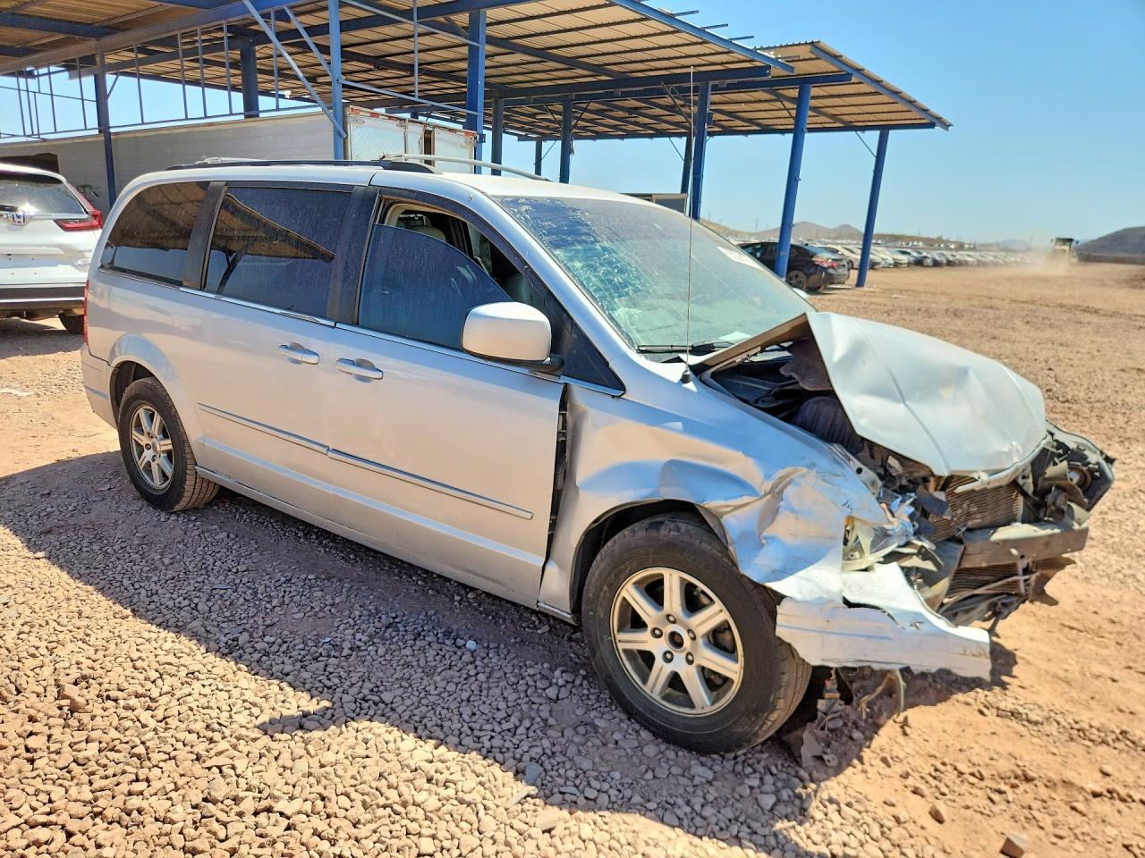 2008 Chrysler Town & Country Touring - Image 4