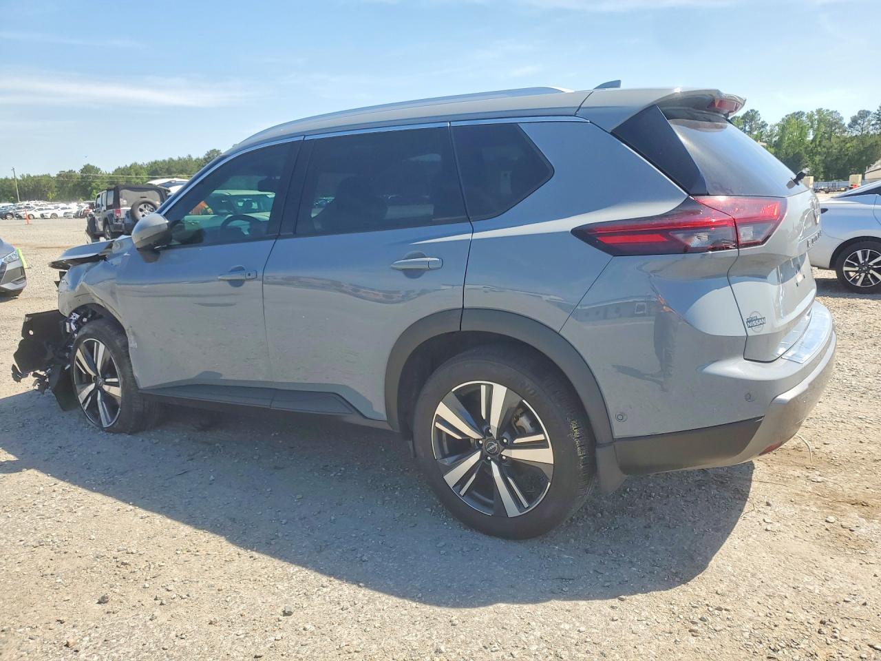 2024 Nissan Rogue Sl - Фото 2