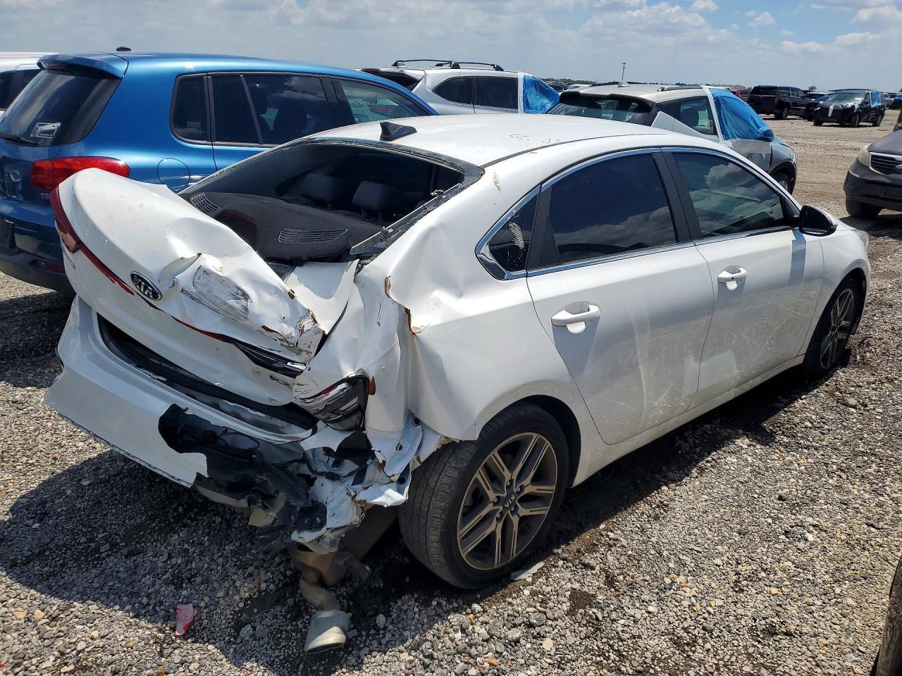 2019 Kia Forte Ex - Image 3