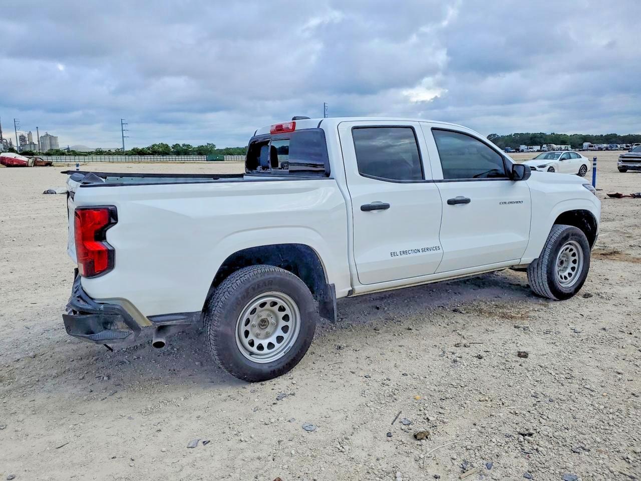 2026 Chevrolet Colorado - Image 3
