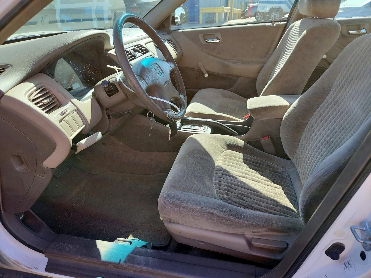 1998 Honda Accord Dx - Image 7