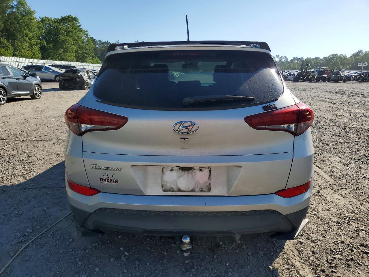 2017 Hyundai Tucson Se - Image 6