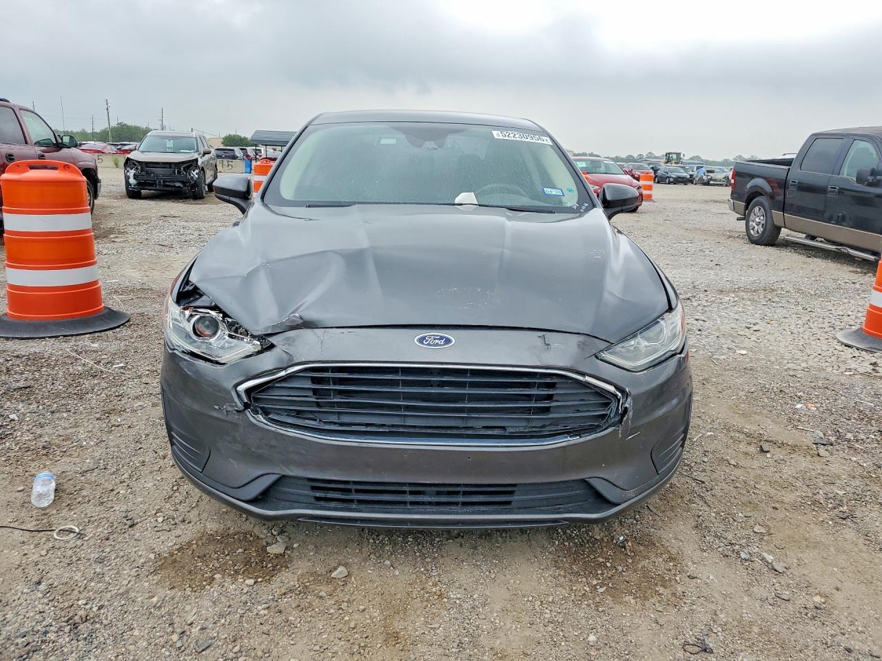 2020 Ford Fusion Se - Фото 5
