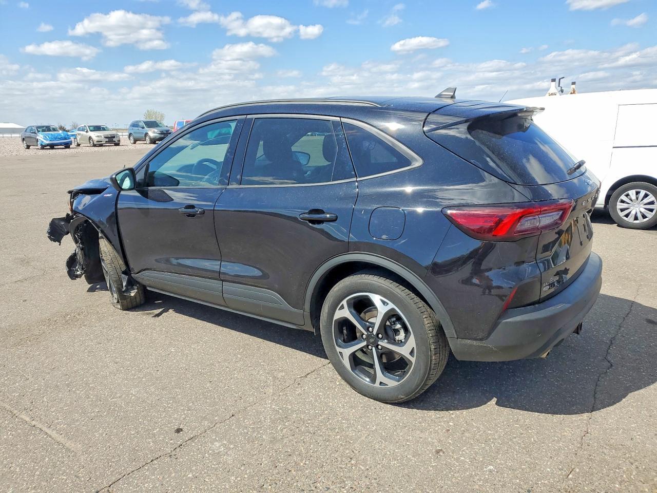 2025 Ford Escape St Line Select - Фото 2