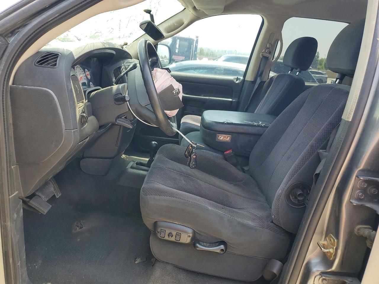 2005 Dodge Ram 2500 St - Image 7