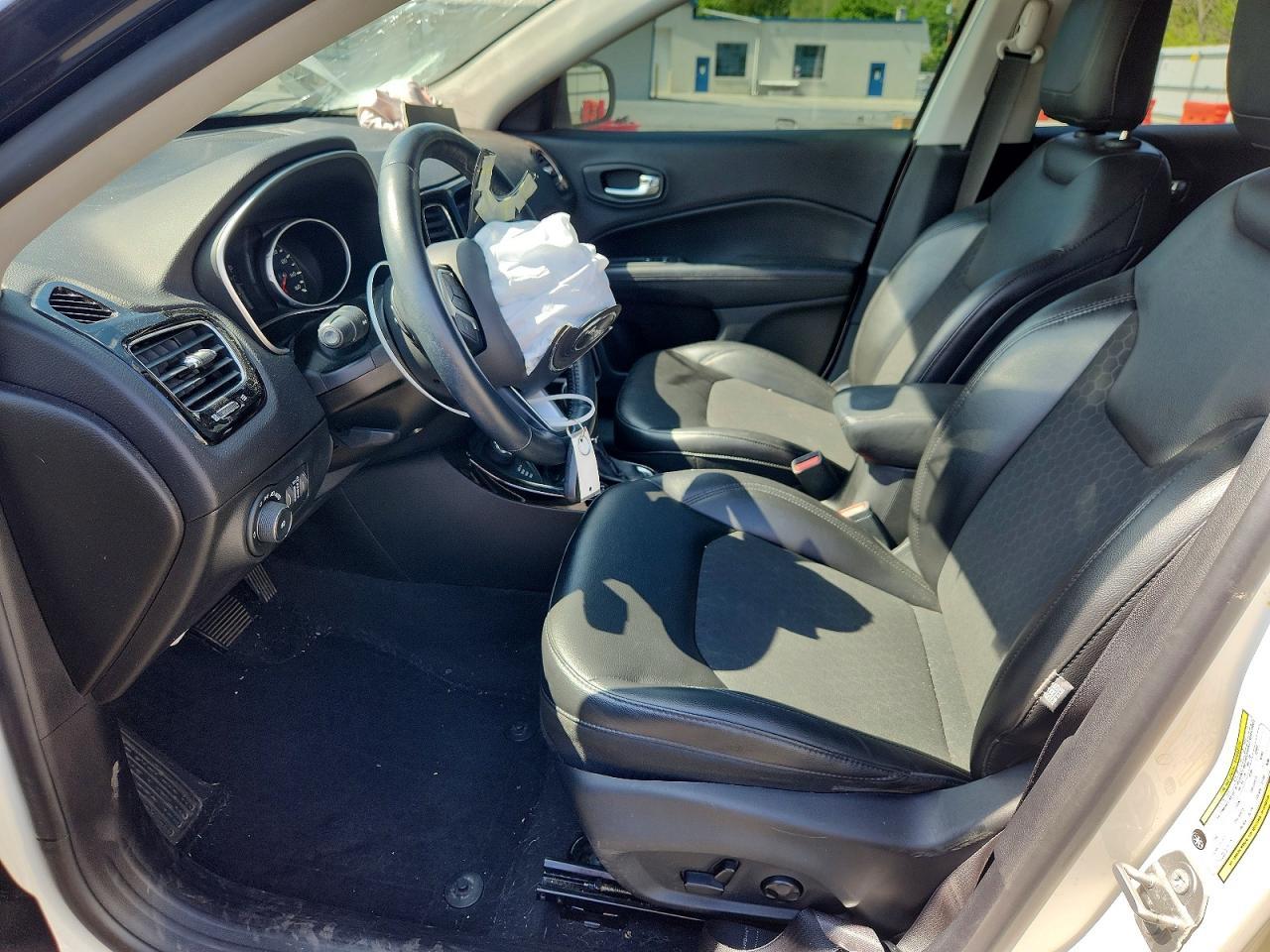 2018 Jeep Compass Latitude - Image 7
