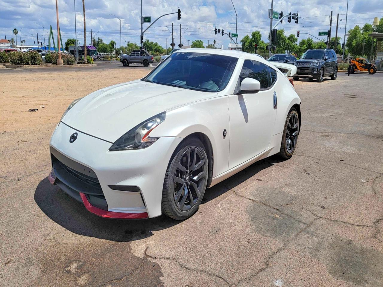 2018 Nissan 370Z Base - Image 2