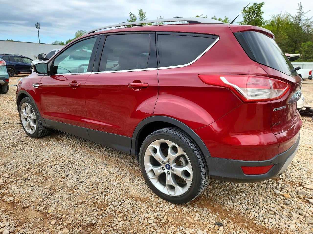 2014 Ford Escape Titanium - Фото 2