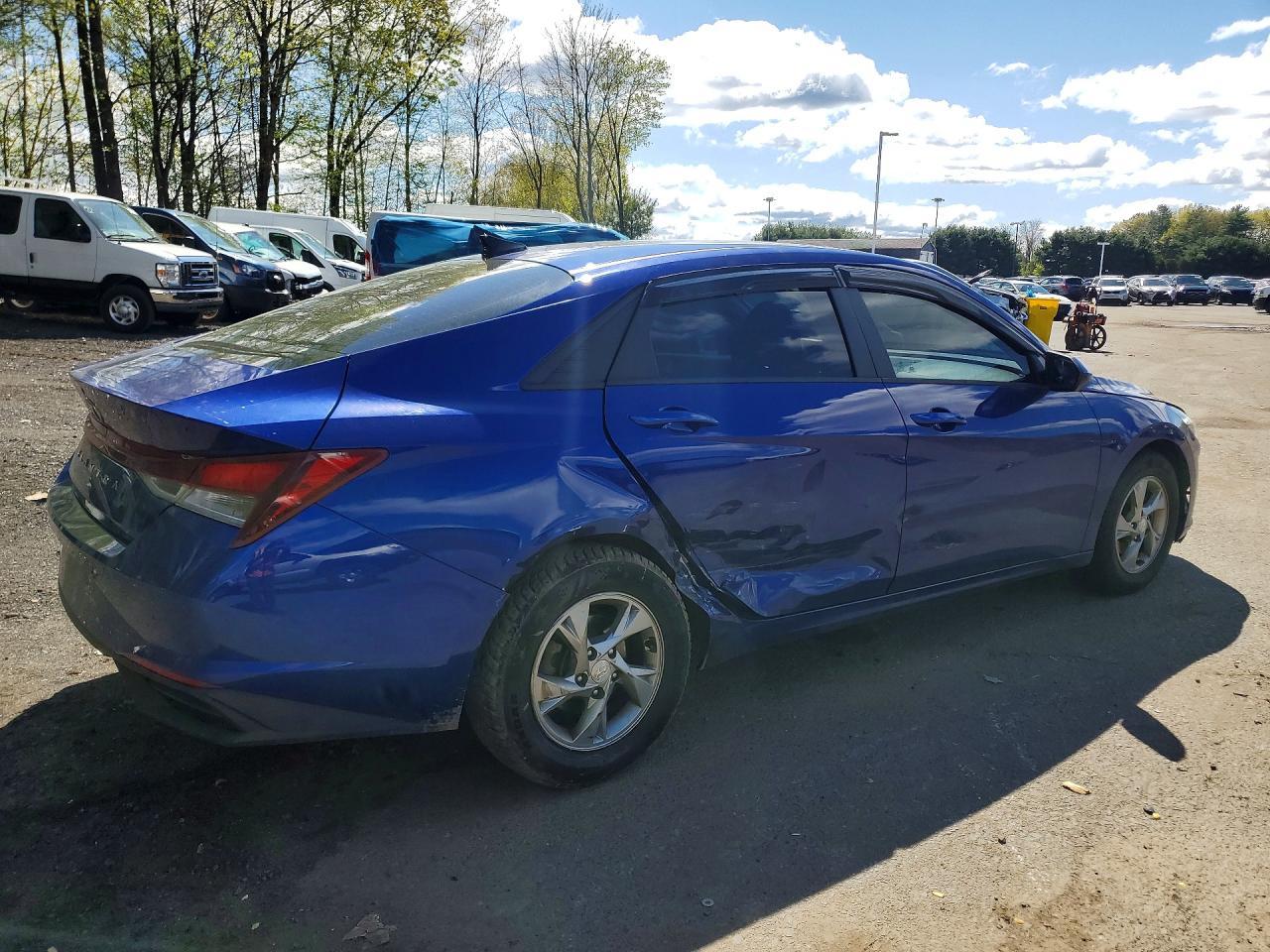 2021 Hyundai Elantra Se - Фото 3