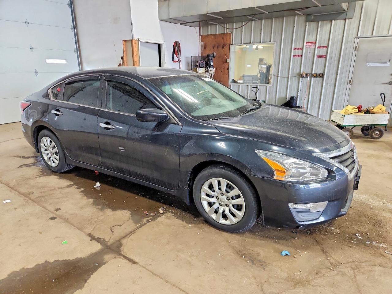 2014 Nissan Altima 2.5 S - Фото 4