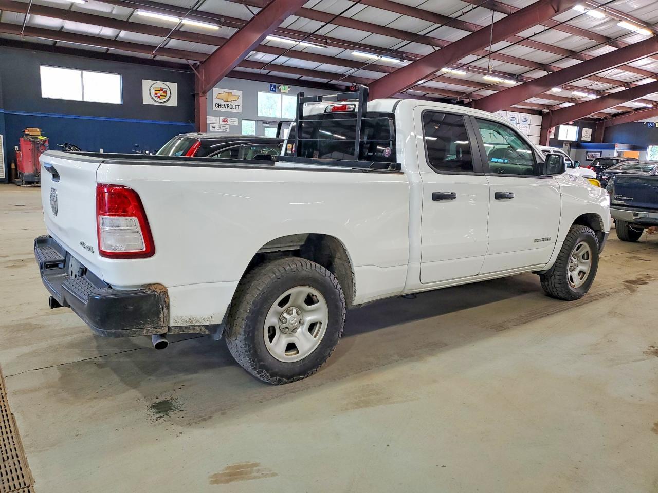 2022 Ram 1500 Tradesman - Image 3