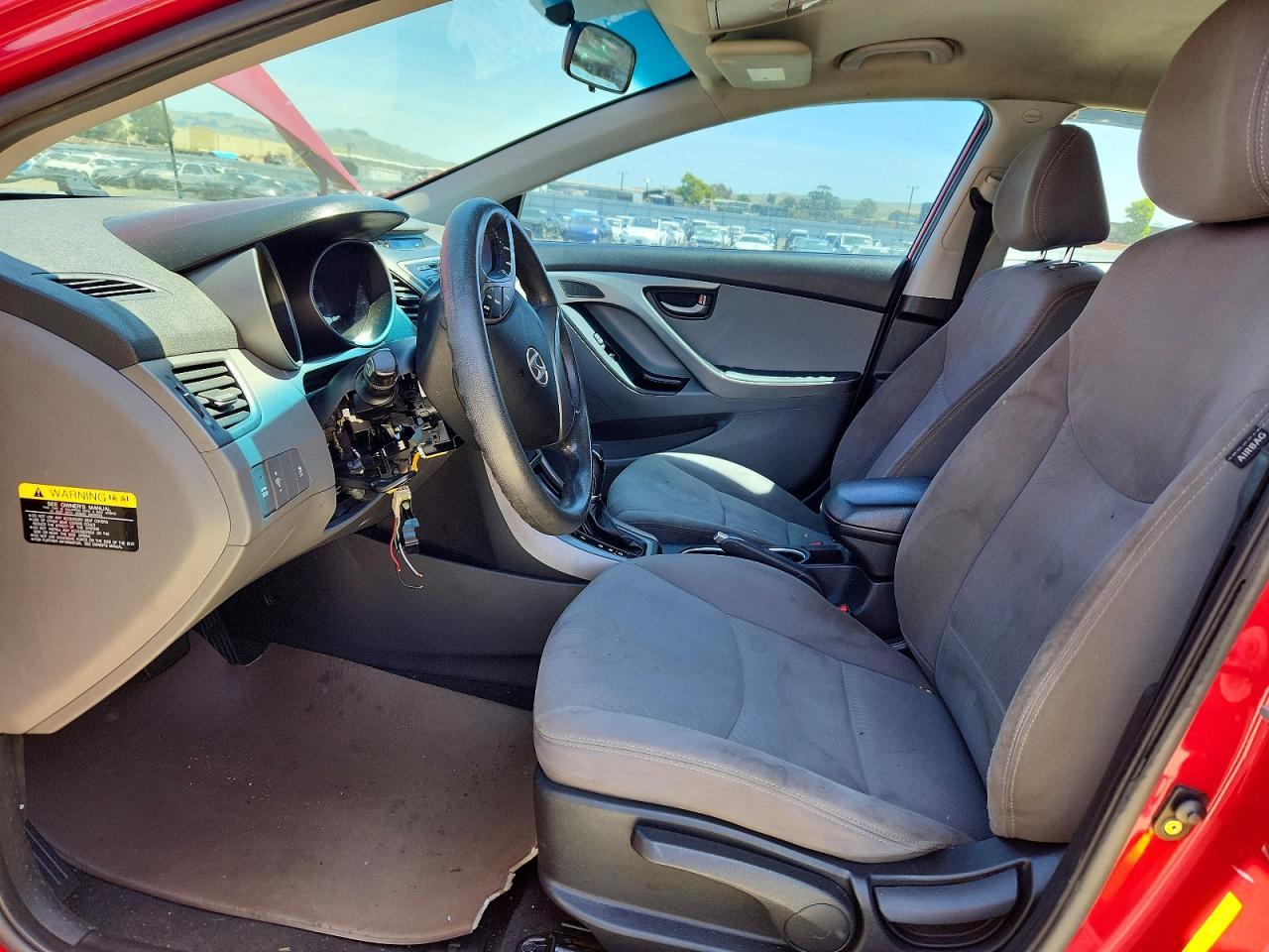 2014 Hyun Elantra - Image 7