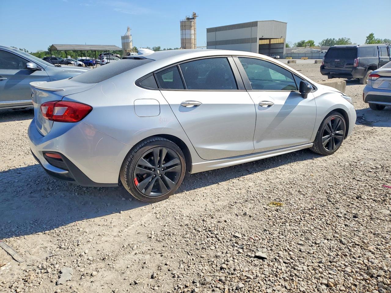 2018 Chevrolet Cruze Lt - Фото 3