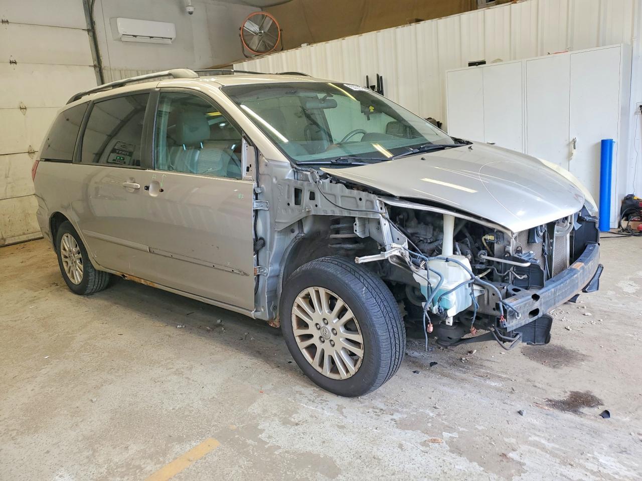 2009 Toyota Sienna - Фото 4