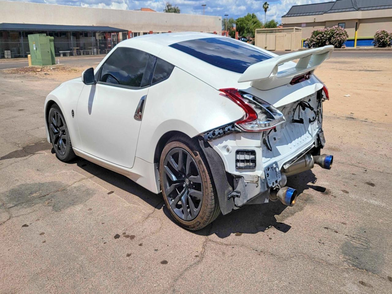 2018 Nissan 370Z Base - Image 3
