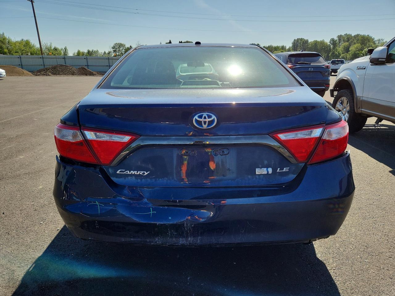 2016 Toyota Camry Hybrid Le - Фото 6