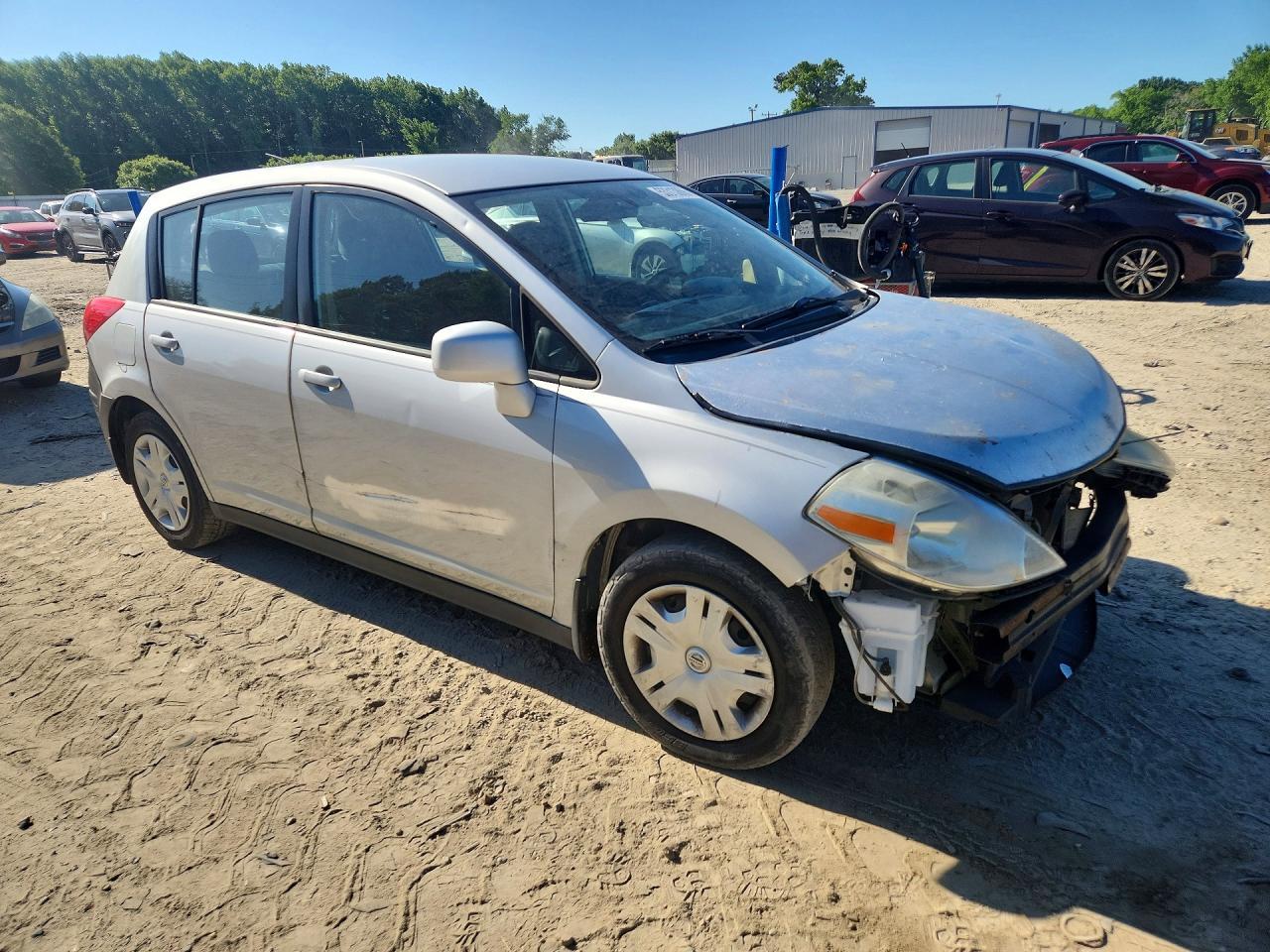 2012 Nissan Versa 1.8 S - Фото 4