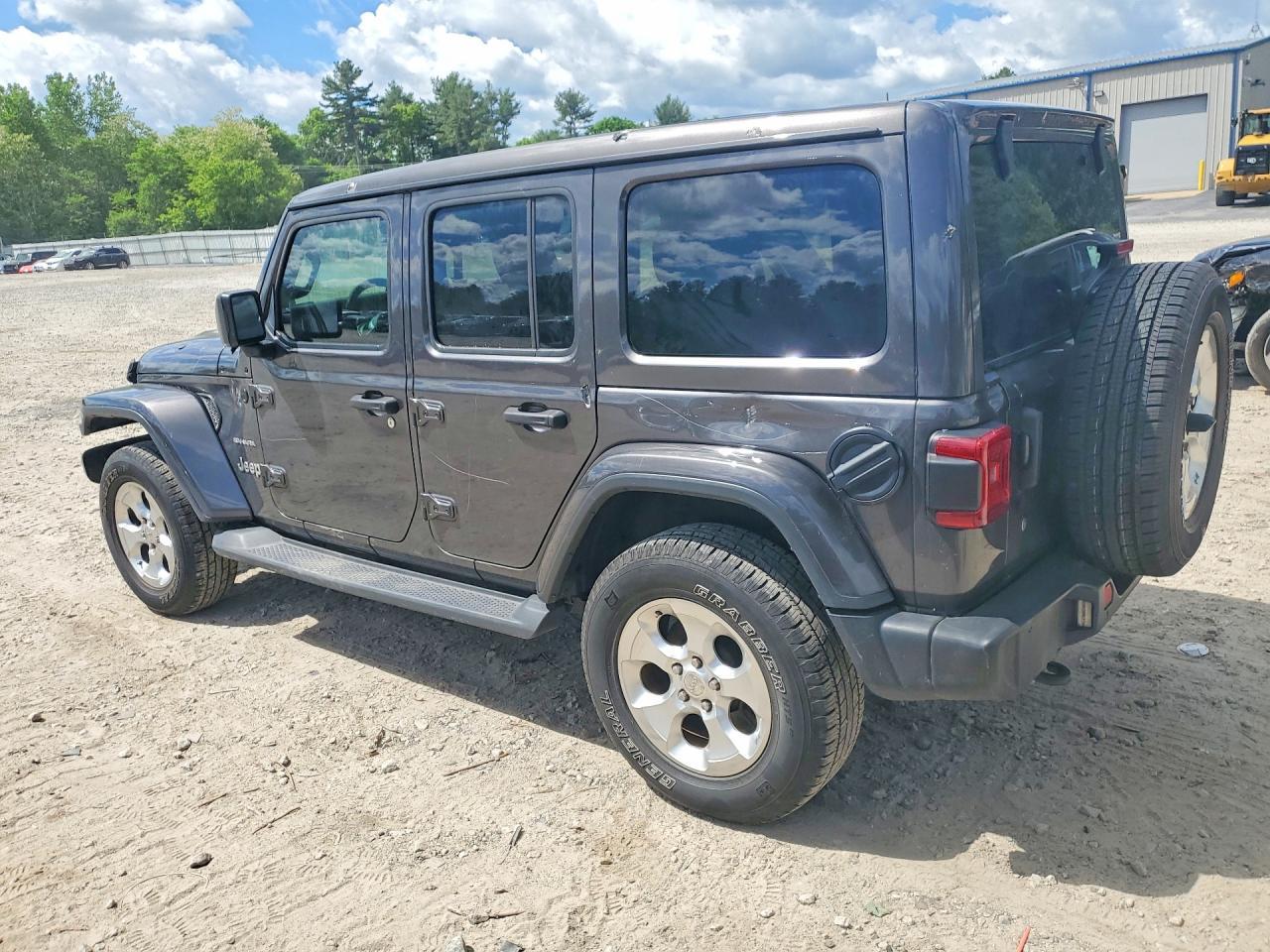2020 Jeep Wrangler Unlimited Sahara - Фото 2